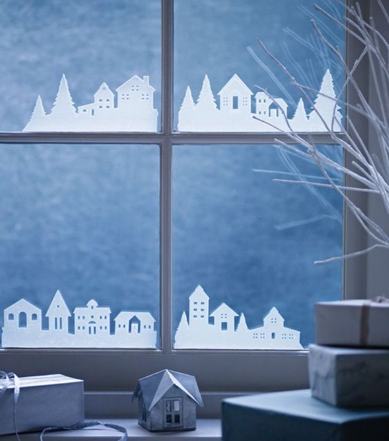 Новогоднее украшение на окна из бумаги